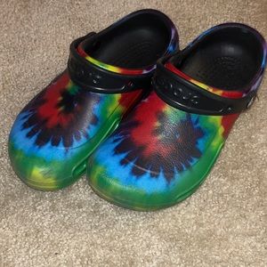 rainbow crocs